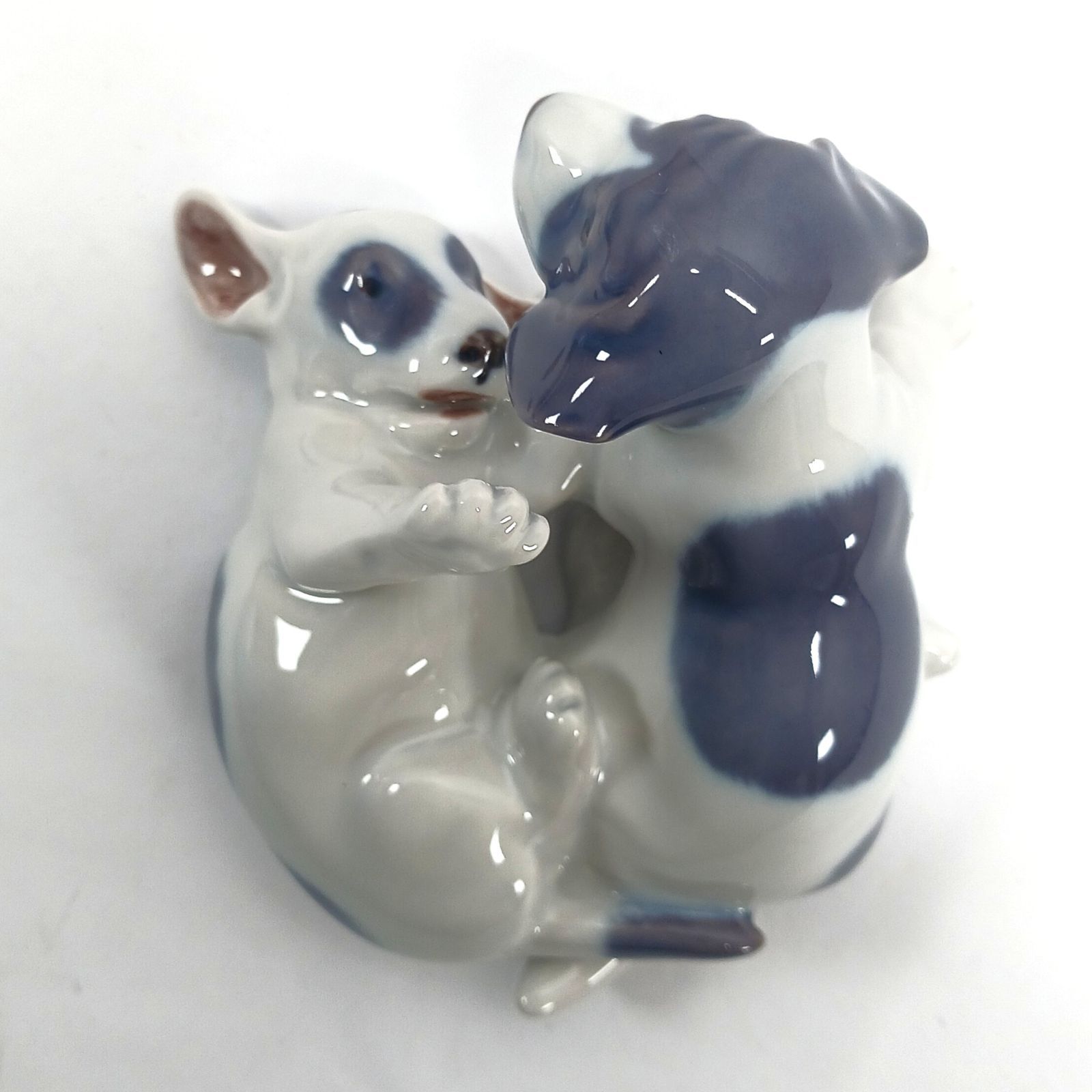 ROYAL COPENHAGEN ロイヤルコペンハーゲン イヤーフィギュリン 2000