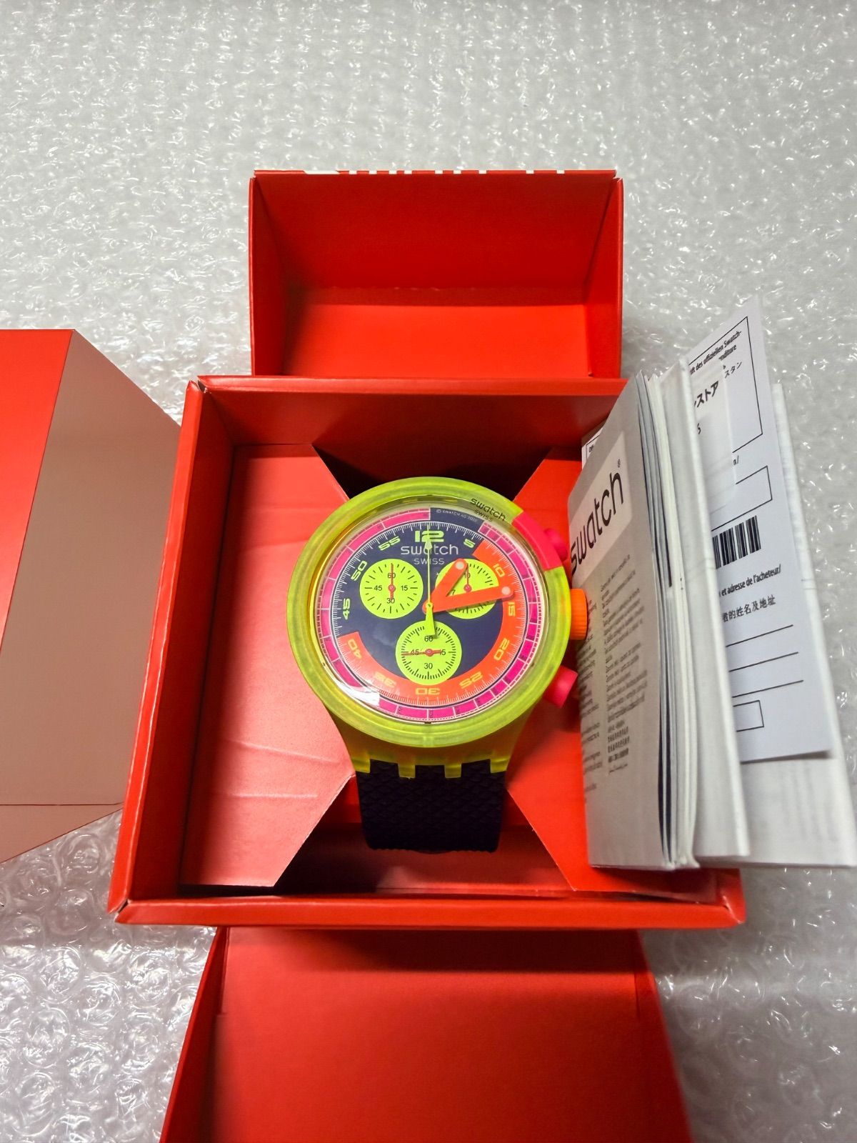 新品】SWATCH NEON TO THE MAX SB06J100 - メルカリ