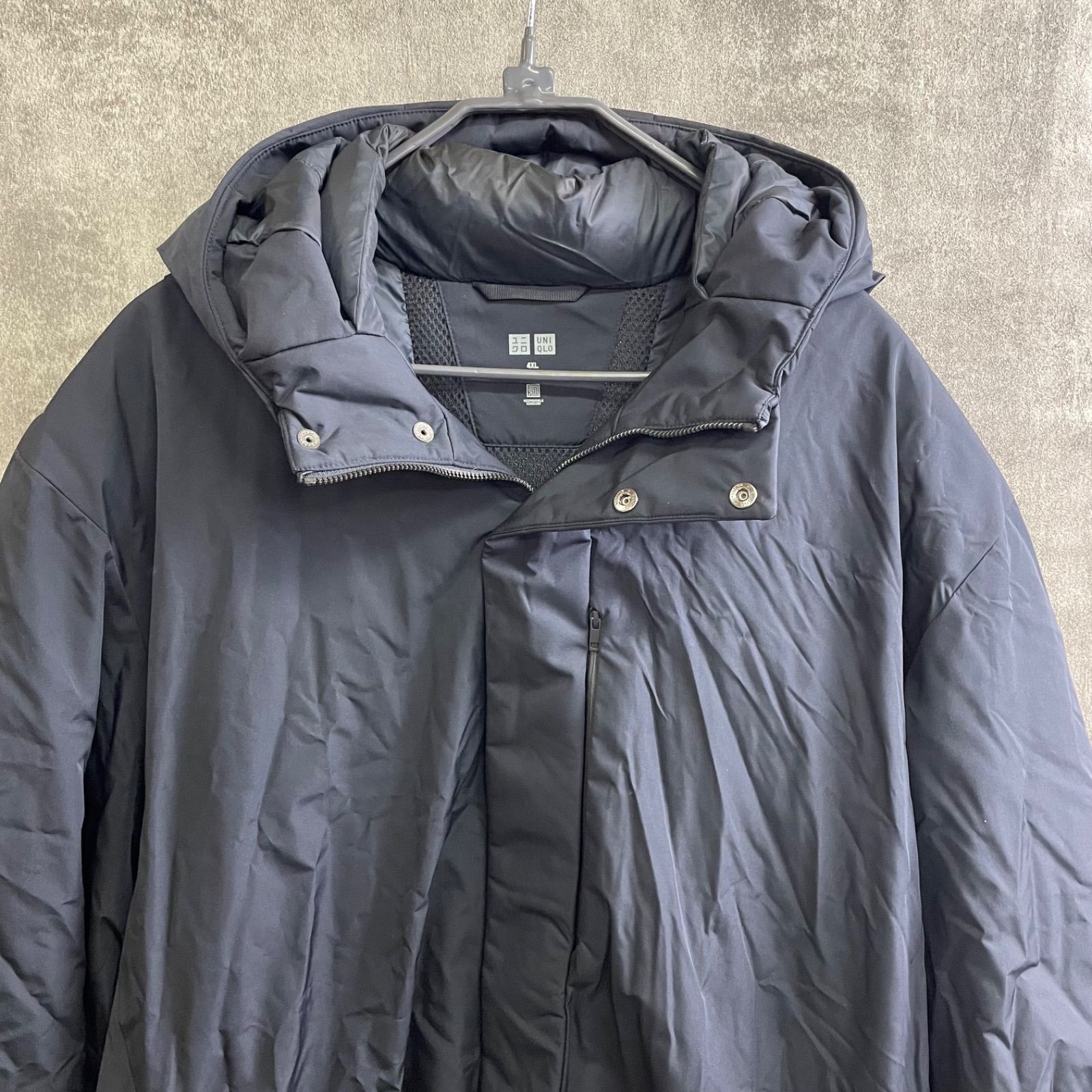 Y-199】UNIQLO ユニクロ 4XL ブラックダウンコート フード付き 超 