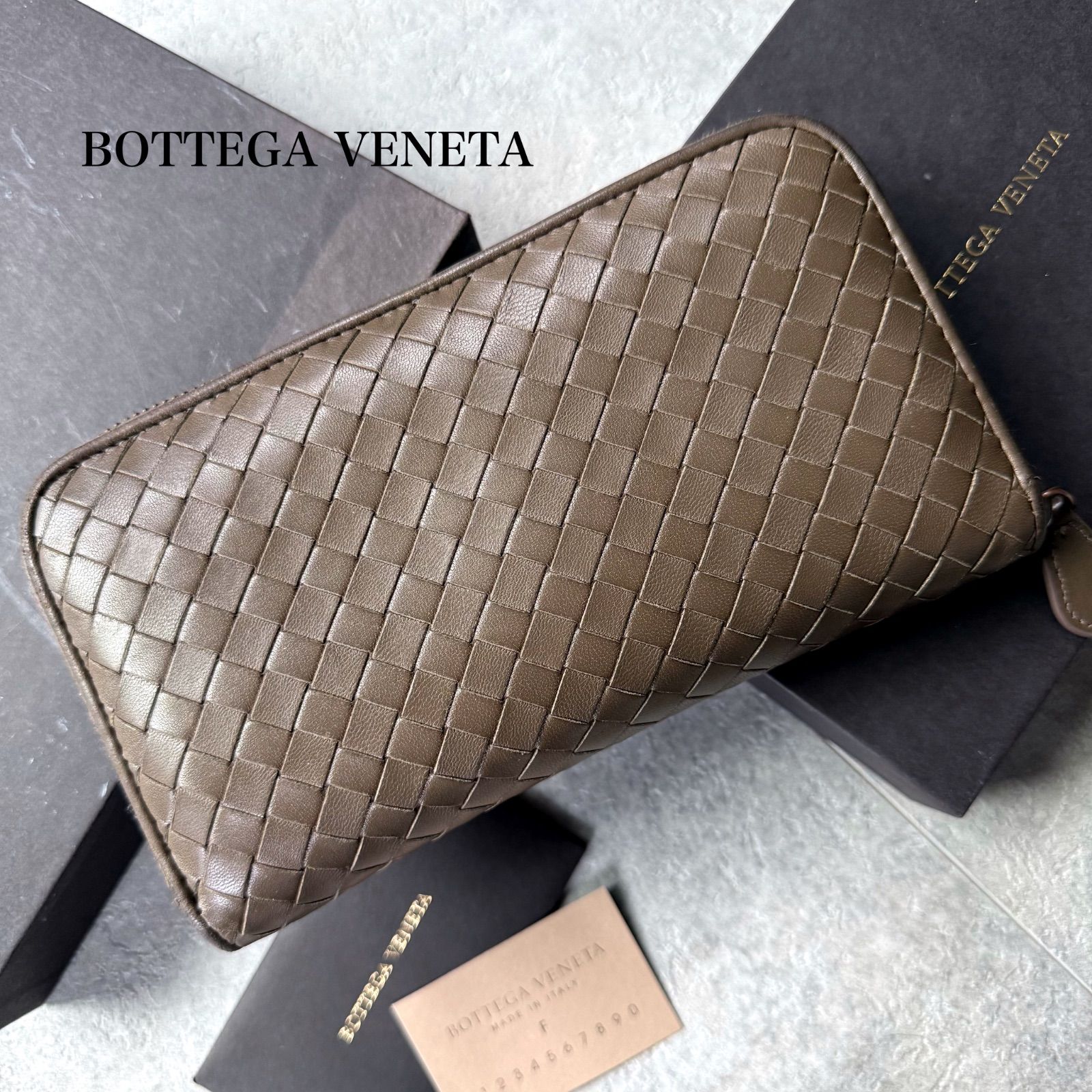 BOTTEGA VENETA ボッテガヴェネタ イントレチャート ラウンド 