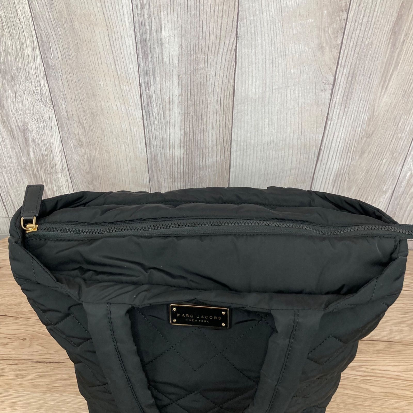 MARC JACOBS マークジェイコブス キルティング トートバック ロゴ