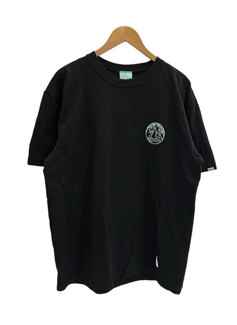 エフアールツー #FR2 月桃色情兎 エイサー バックプリント Tシャツ 黒