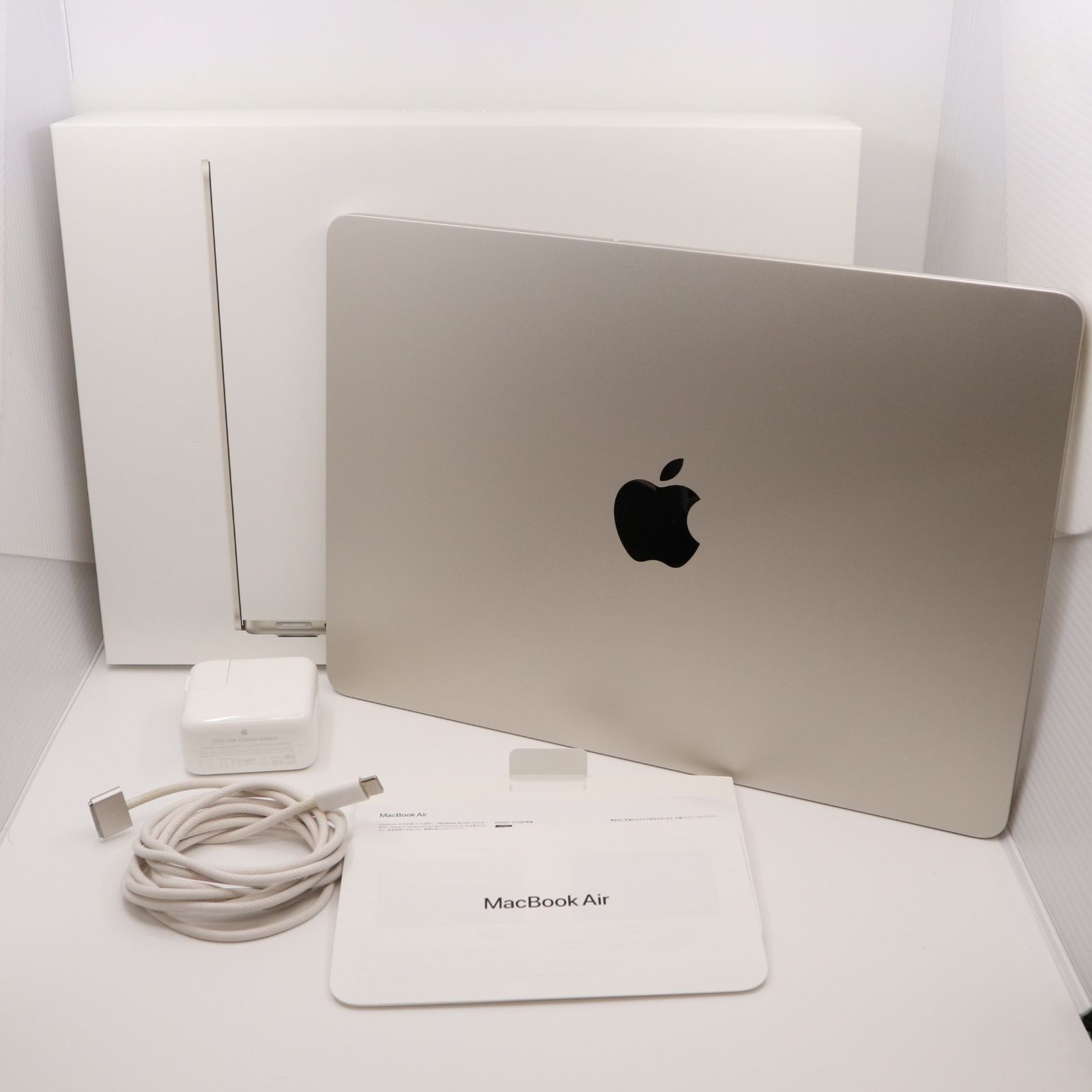 美品 MacBook Air 13.6 M2 16GB 256GB スターライト - メルカリ