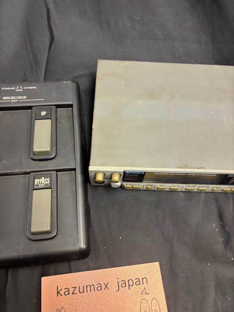 ZOOM 9030 Advanced Guitar Effects 動作品 フットコントローラー付