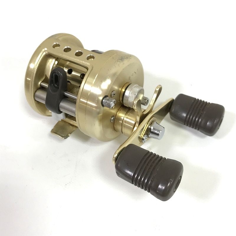 シマノ　カルカッタ101XT SHIMANO シマノ カルカッタ 101XT ベイトリール つり 釣り アウトドア