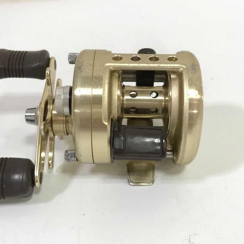 シマノ　カルカッタ101XT SHIMANO シマノ カルカッタ 101XT ベイトリール つり 釣り アウトドア