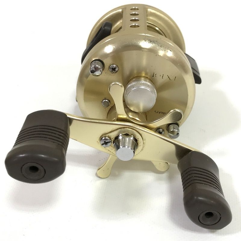 SHIMANO シマノ カルカッタ 101XT ベイトリール つり 釣り アウトドア
