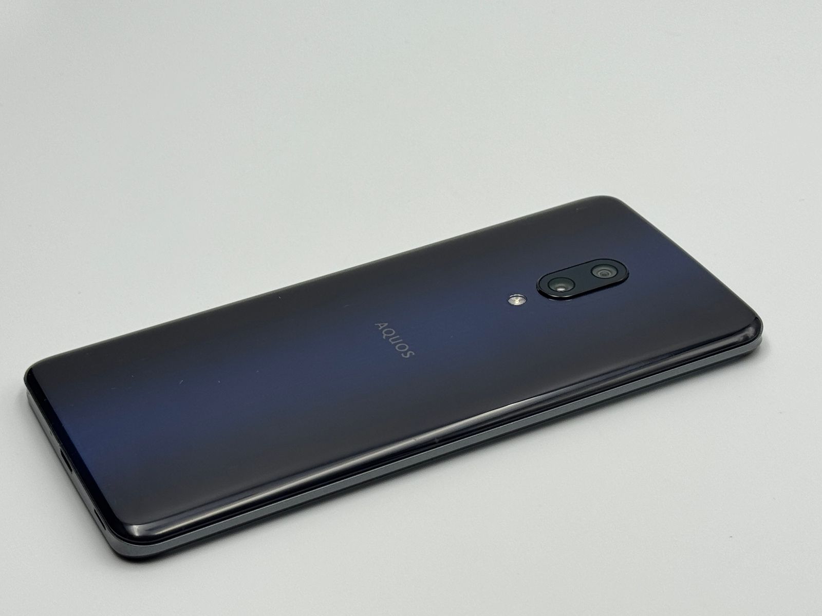 中古C】AQUOS zero2 906SH アストロブラック SIMフリー 白ロム - メルカリ