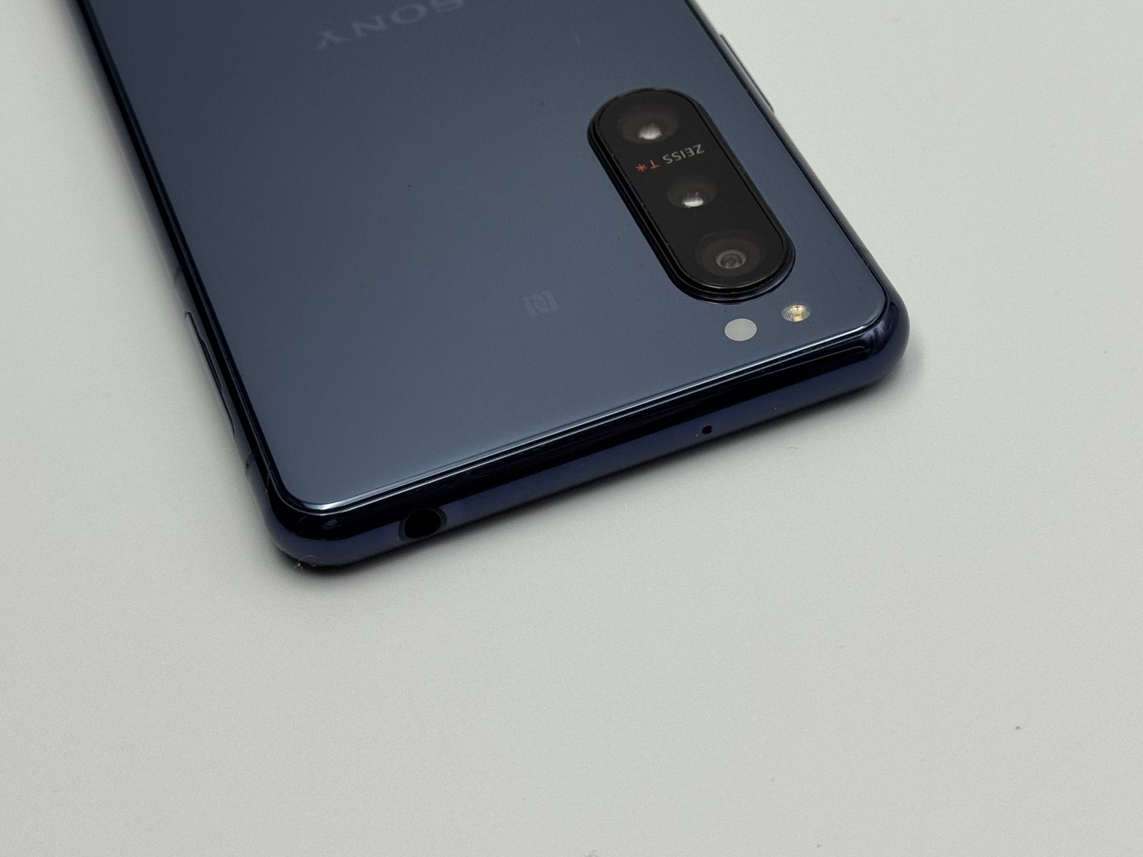 SONY Xperia 5 II SO-52A docomo [ブルー] 価格比較 - 価格.com