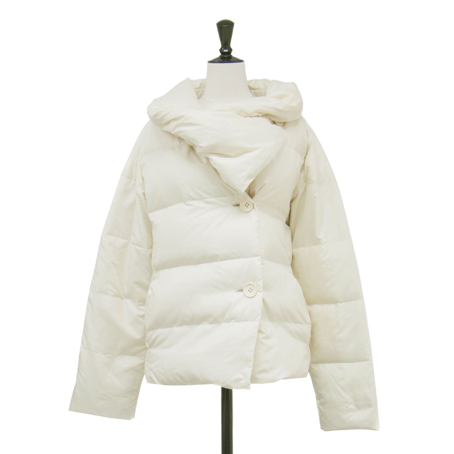 ISSEY MIYAKE イッセイミヤケ ジャケット オフホワイト 白 サイズ:3(L