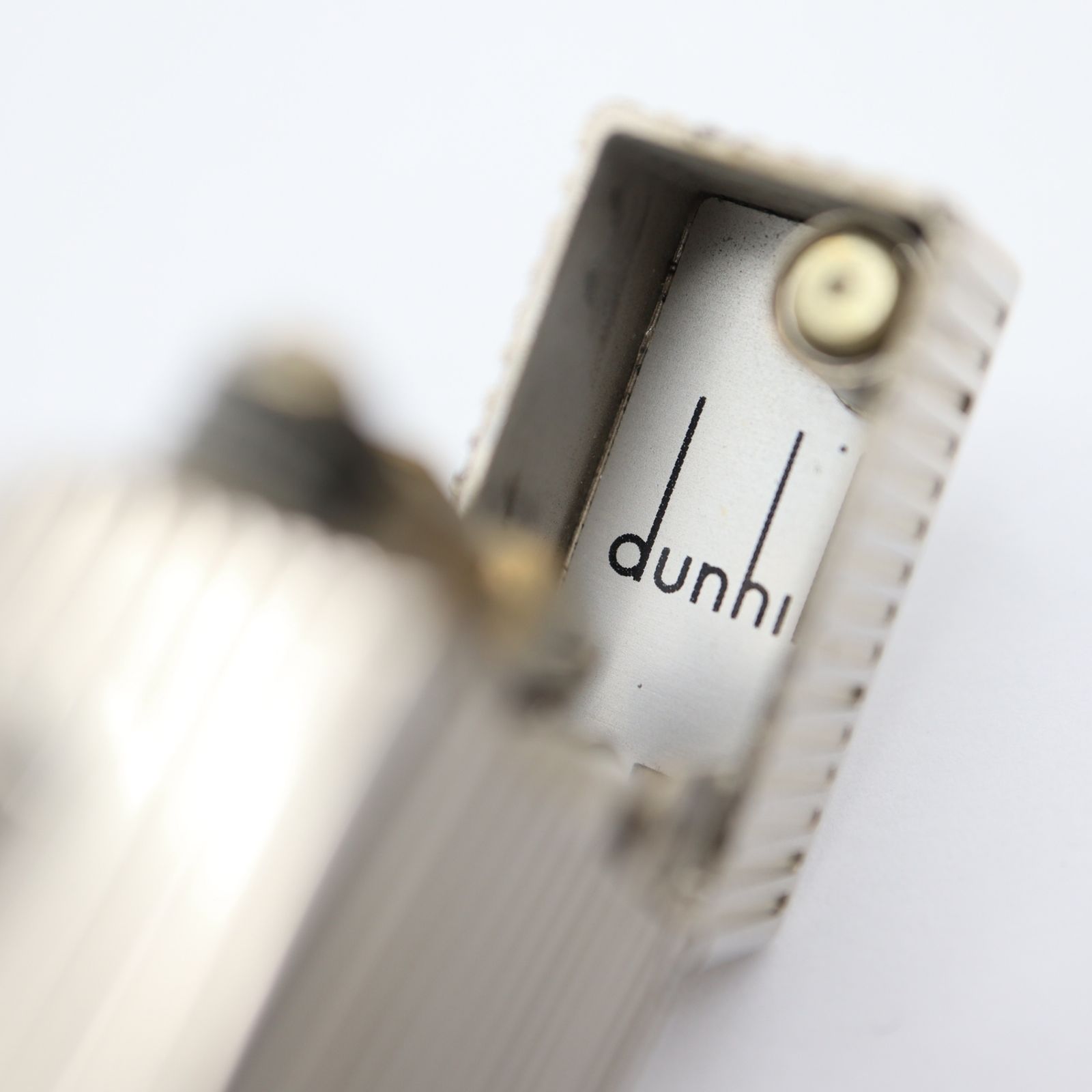 希少 dunhill ダンヒル ガスライター 喫煙具 シルバーカラー 着火確認 