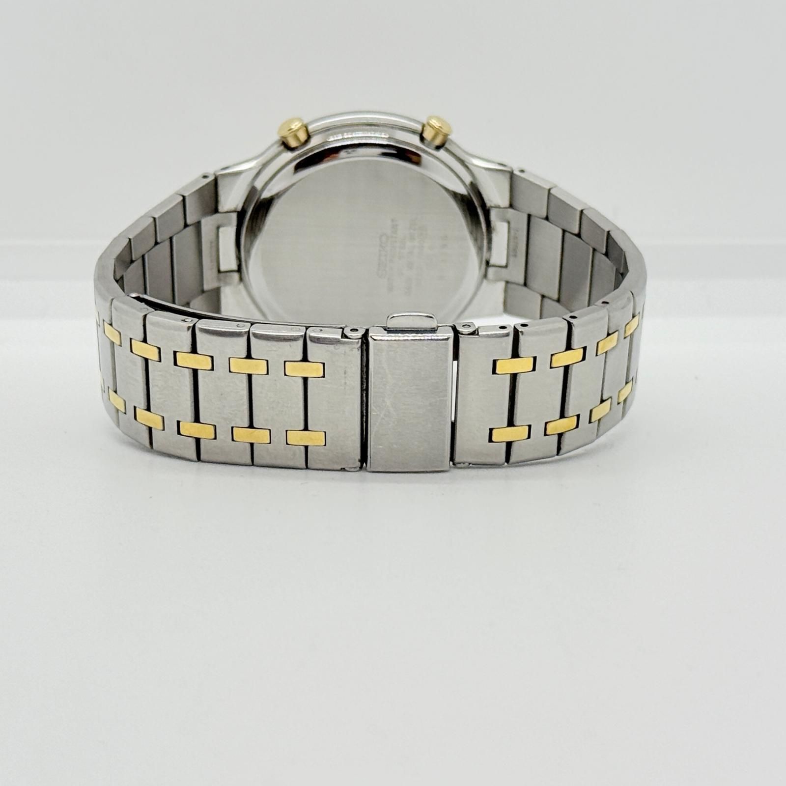 SEIKO セイコー ワールドタイマー 5T52-7A00 ホワイト QZ メンズ 