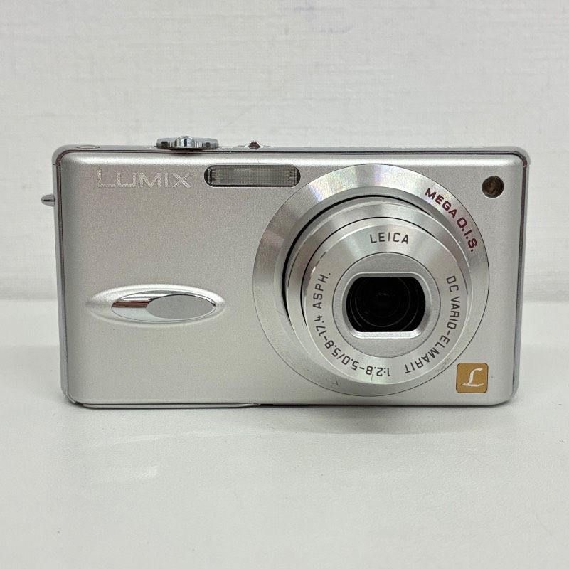 【極美品】Panasonic DMC-FX8 コンデジ　シルバー 動作品】 Panasonic LUMIX DMC-FX8 Silver パナソニック ルミックス