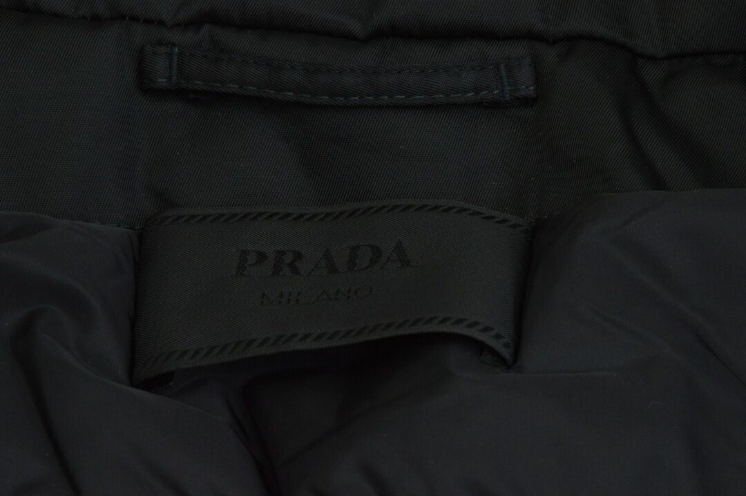 プラダ Prada ジャケット/コート リサイクルナイロン 44サイズ