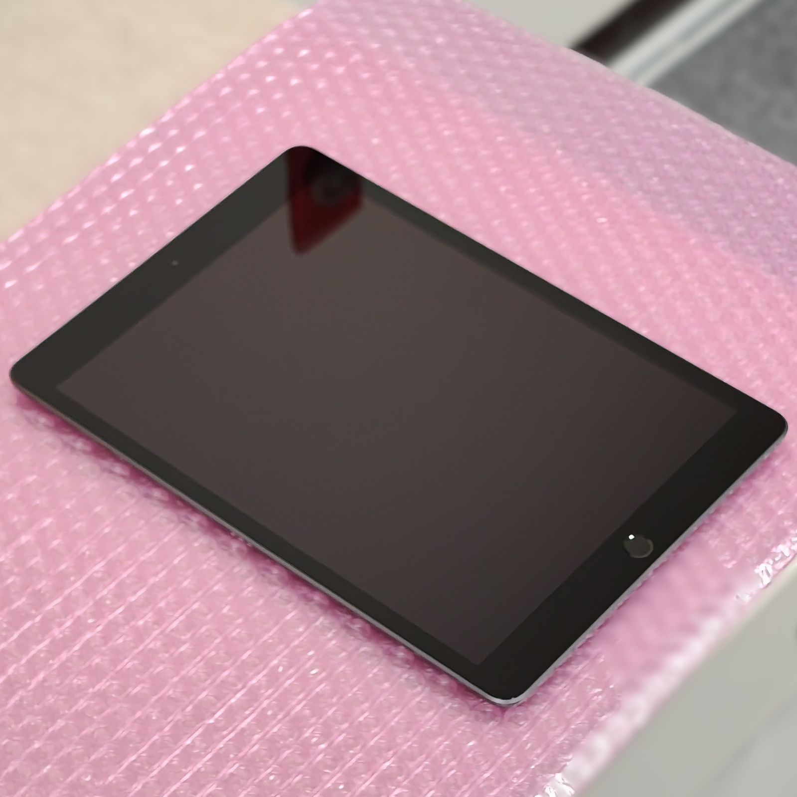Apple iPad 第7世代 32GB スペースグレイ Wi-Fi - メルカリ