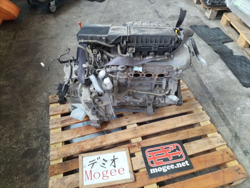 3FA3050 AH3 マツダ デミオ DE3FS 前期型 13C エンジン本体+ATミッションセット KJVE 35323km