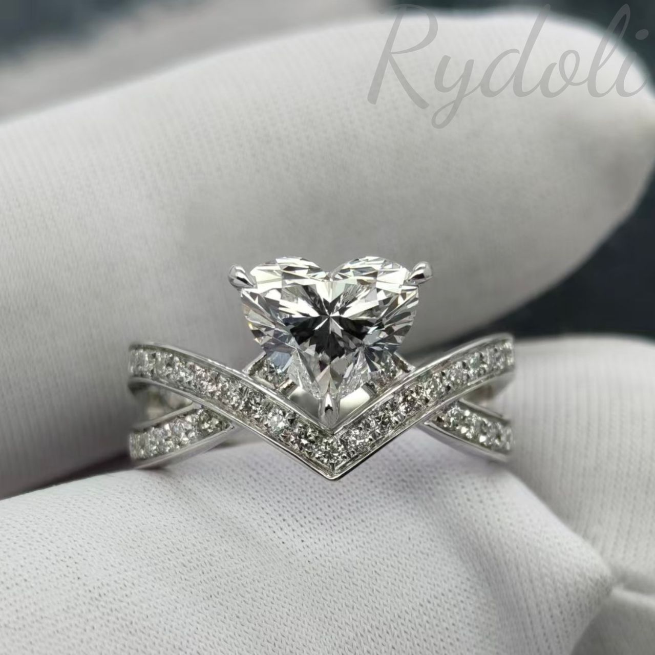 PT950 1.20ct ハートシェイプ ダイヤリング ラボグロウンダイヤモンド 