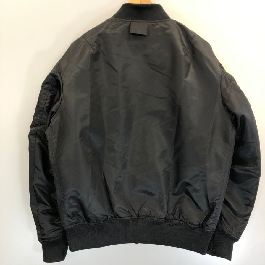 ユニクロ +J ハイブリッドダウンオーバーサイズ MA-1【AFA10】 - メルカリ