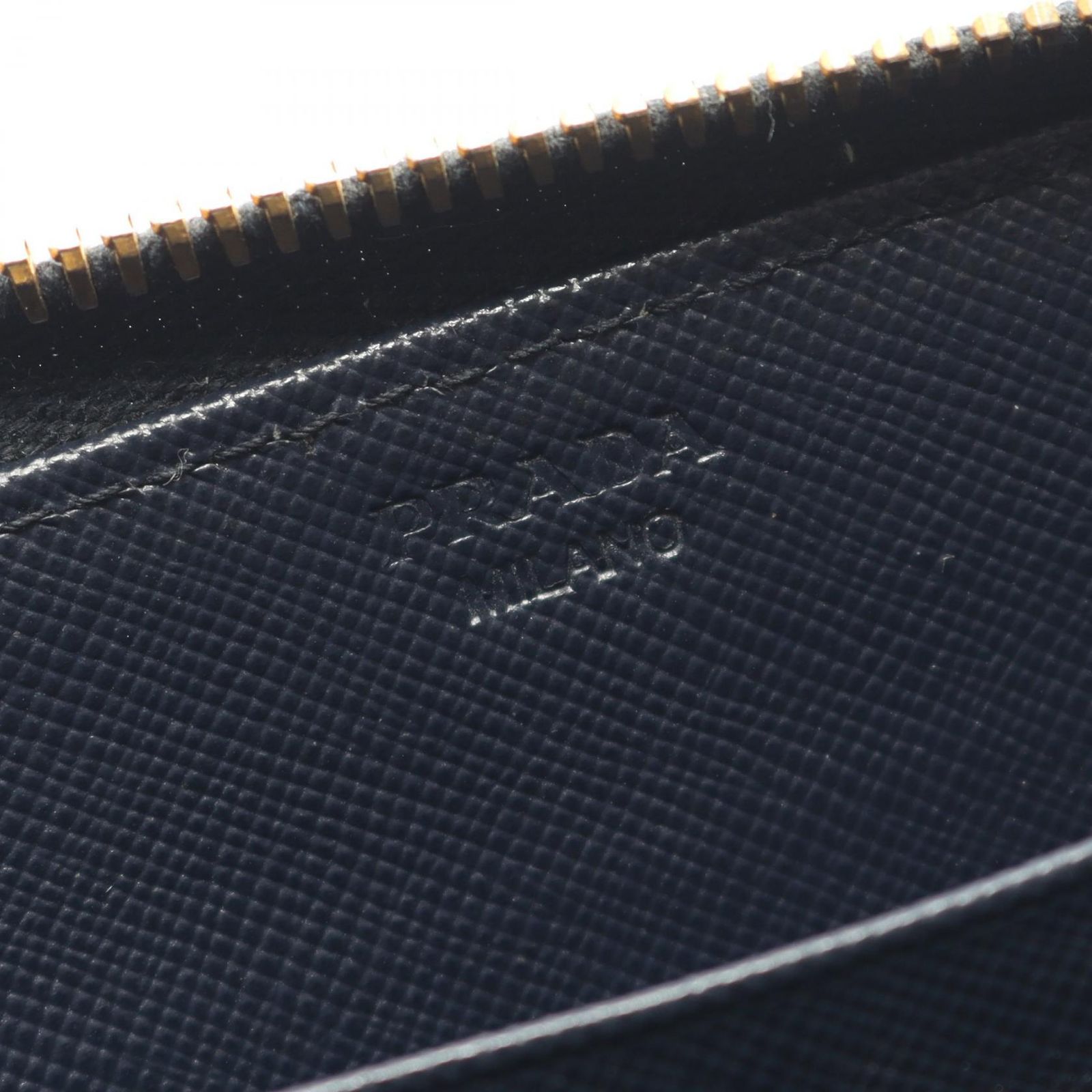 プラダ PRADA ラウンド長財布 SAFFIANO METAL 1M0506 ネイビー 