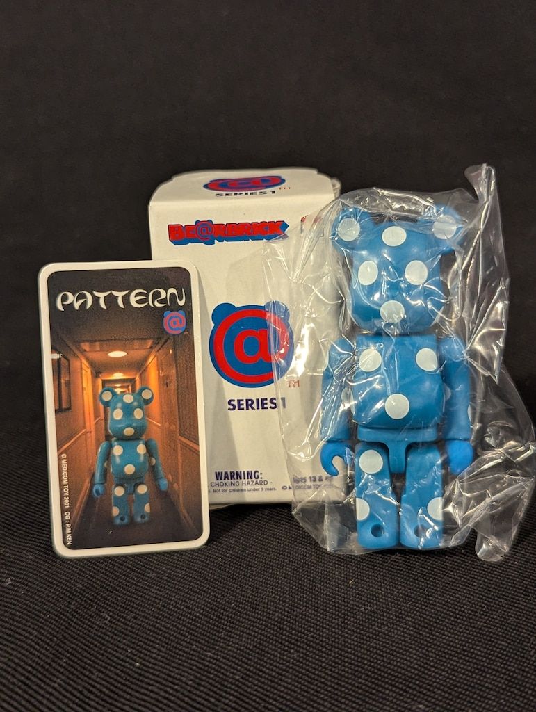 MEDICOMTOY BE@RBRICK PATTERN 青×白水玉 100% シリーズ1