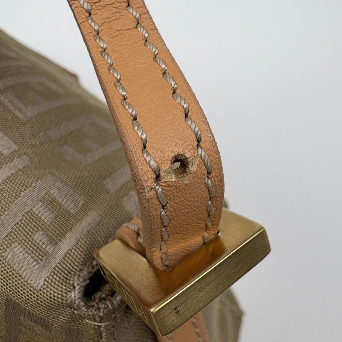 フェンディ FENDI ズッキーノ柄 ショルダーバッグ ミニ マンマバゲット 