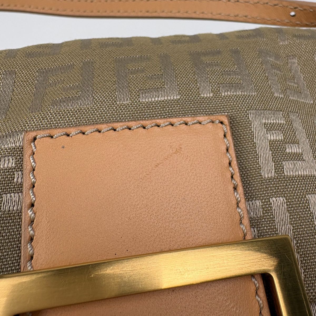 フェンディ FENDI ズッキーノ柄 ショルダーバッグ ミニ マンマバゲット 