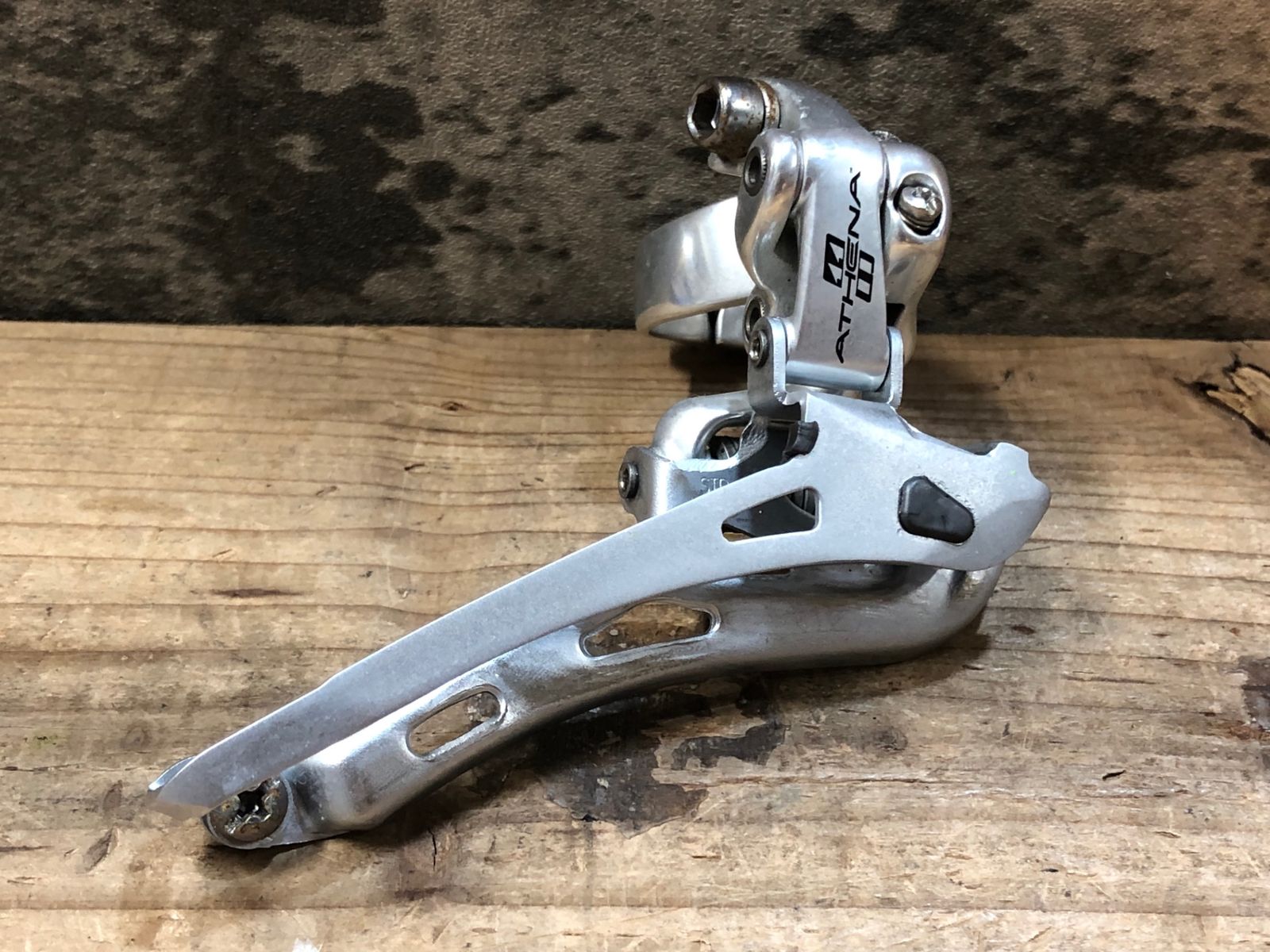 JX591 カンパニョーロ Campagnolo アテナ ATHENA FD11-AT2C2 フロントディレイラー バンド式 Φ32