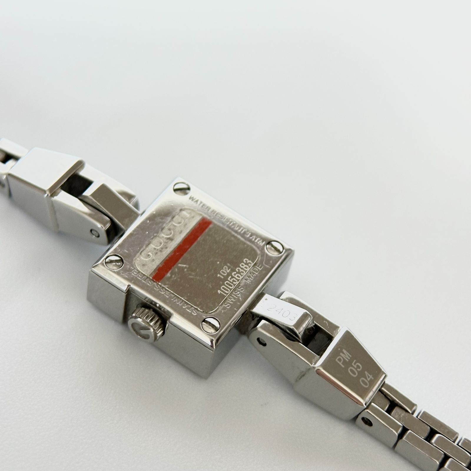 稼働/新品電池】GUCCI 102 腕時計 バングルウォッチ Gスクエア