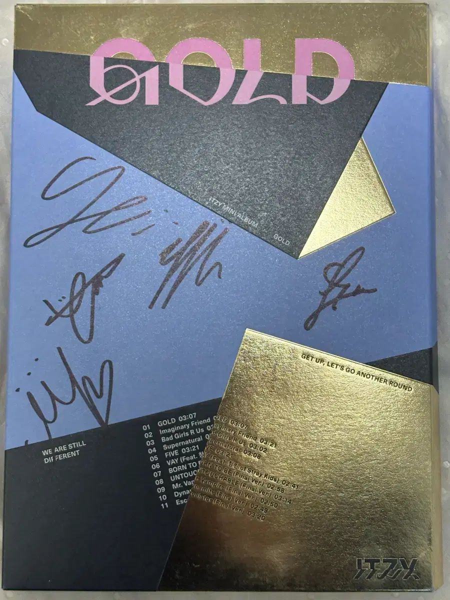 ITZY サイン itzy Born to be イェジ チェリョン サイン入りチェキ