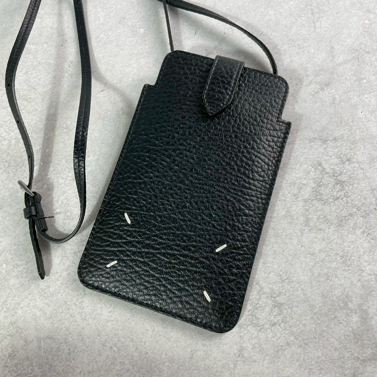 人気✨Maison Margiela メゾンマルジェラ 4ステッチ スマホショルダー 