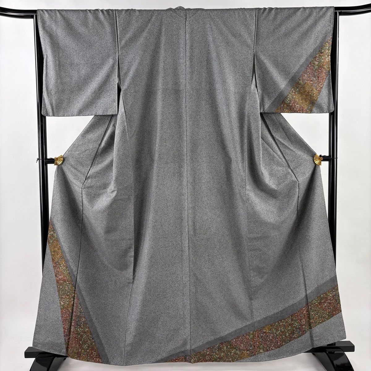 付下げ 身丈162.5cm 裄丈65.5cm M 袷 紬地 草花 幾何学模様 灰色 正絹