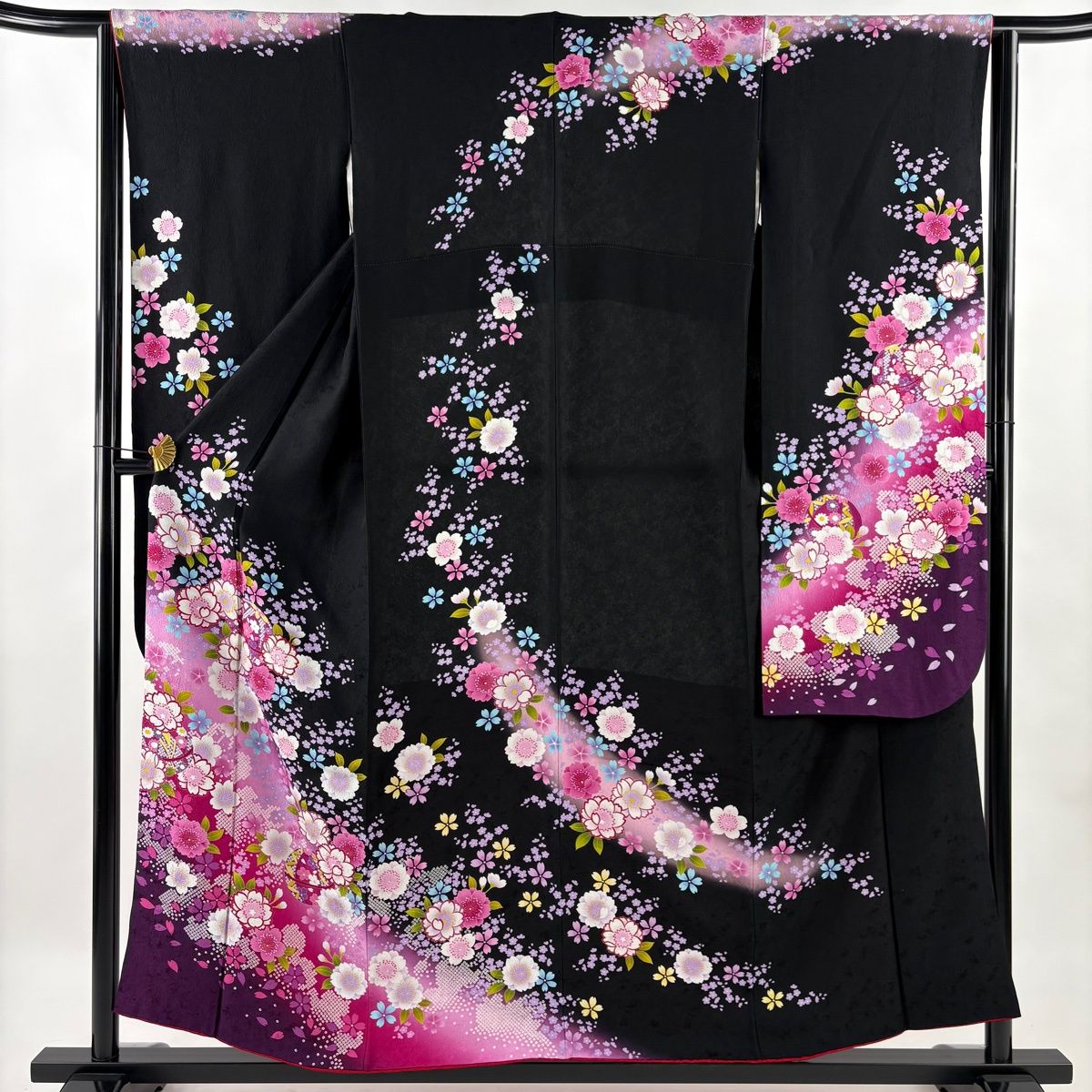 振袖 秀品 身丈157.5cm 裄丈63.5cm 正絹 【中古】 美品】 振袖 身丈157.5cm 裄丈64.5cm M 袷 菊 桜 ぼかし 金彩 えんじ色