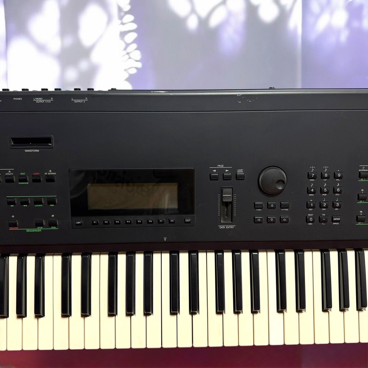 ☆送料無料 YAMAHA ヤマハ SY99 76鍵 シンセサイザー キーボード
