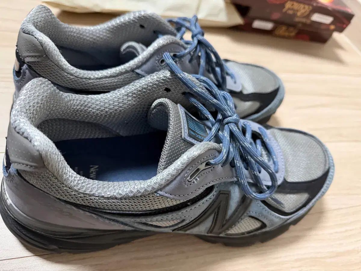 ニューバランス 990v4 アーティック グレー 275 【公式通販】