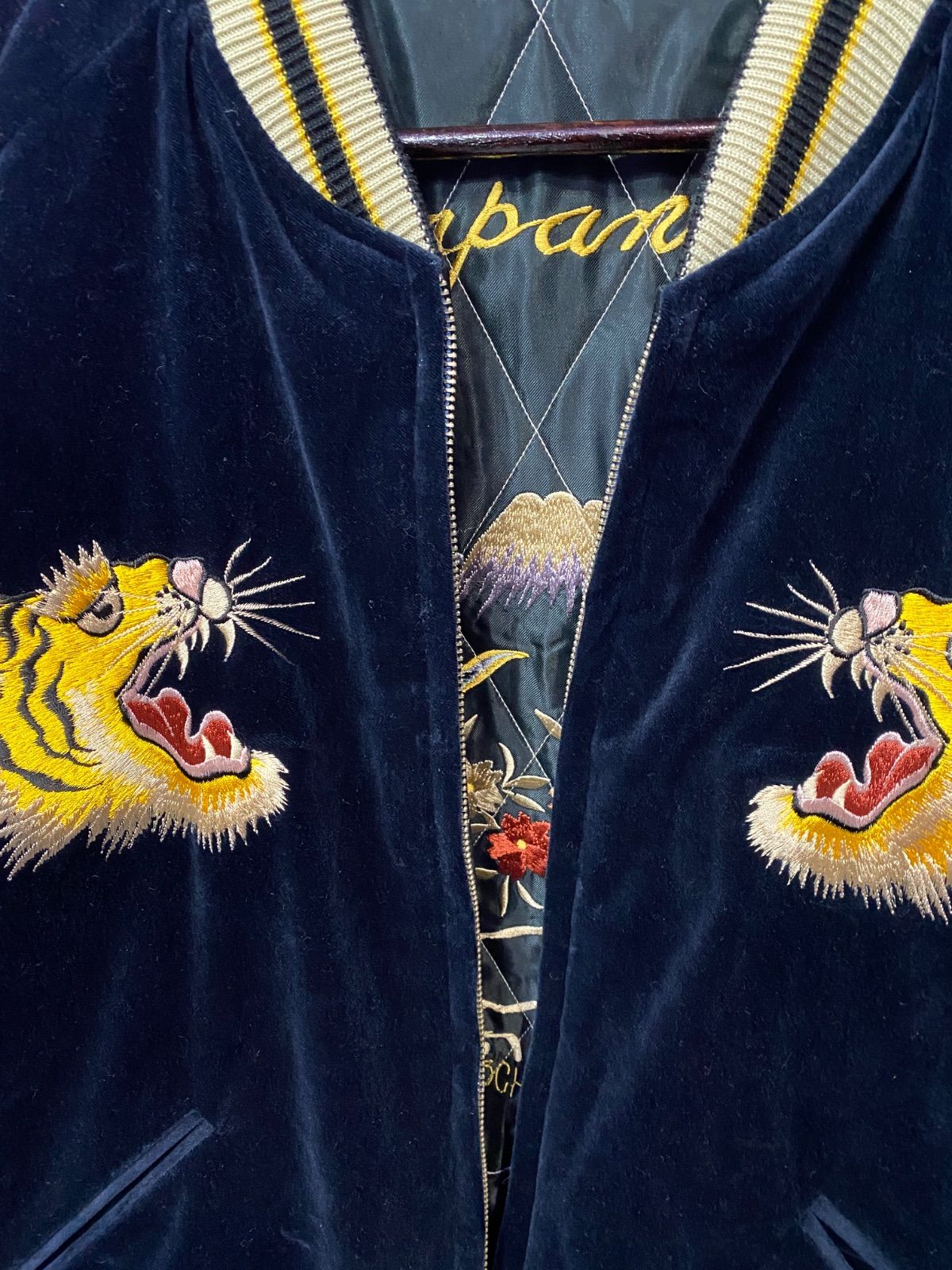 ベロアスカジャン　日本製　刺繍 テーラー東洋 ベロア スカジャンタイガーTT15792-128 / Mid 1950s