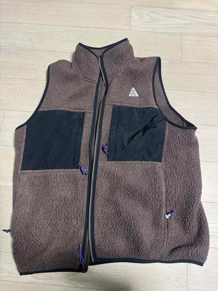 NIKE ACG アーティック ウルフ ベスト バロック ブラウン NIKE ACG