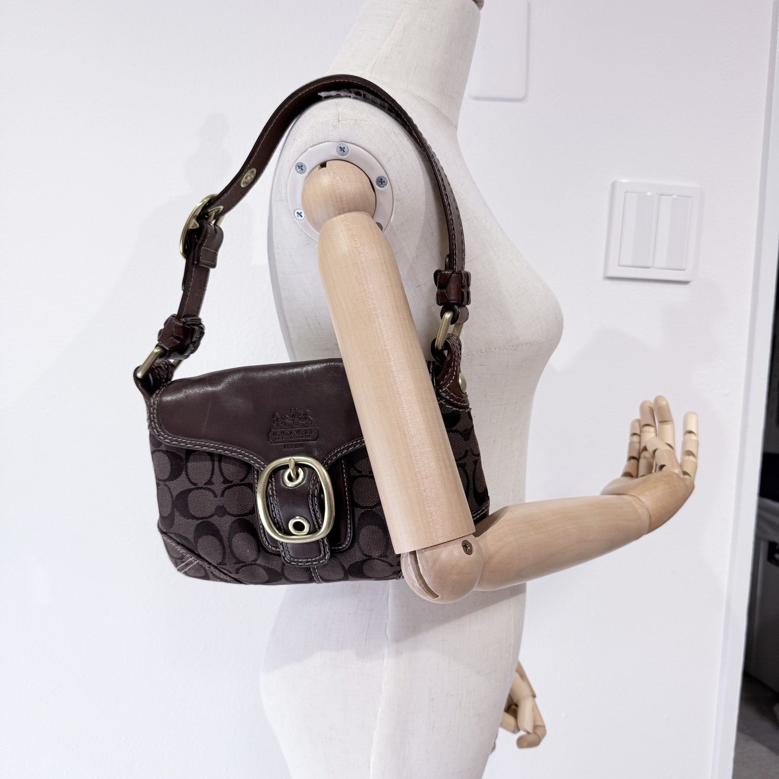 COACH（コーチ）ブリーカー ソーホー シグネチャー ショルダーバッグ