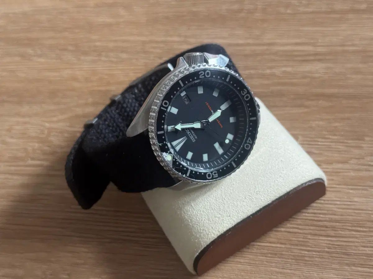 メンズ SEIKO 自動巻き時計 150m 7002-7000