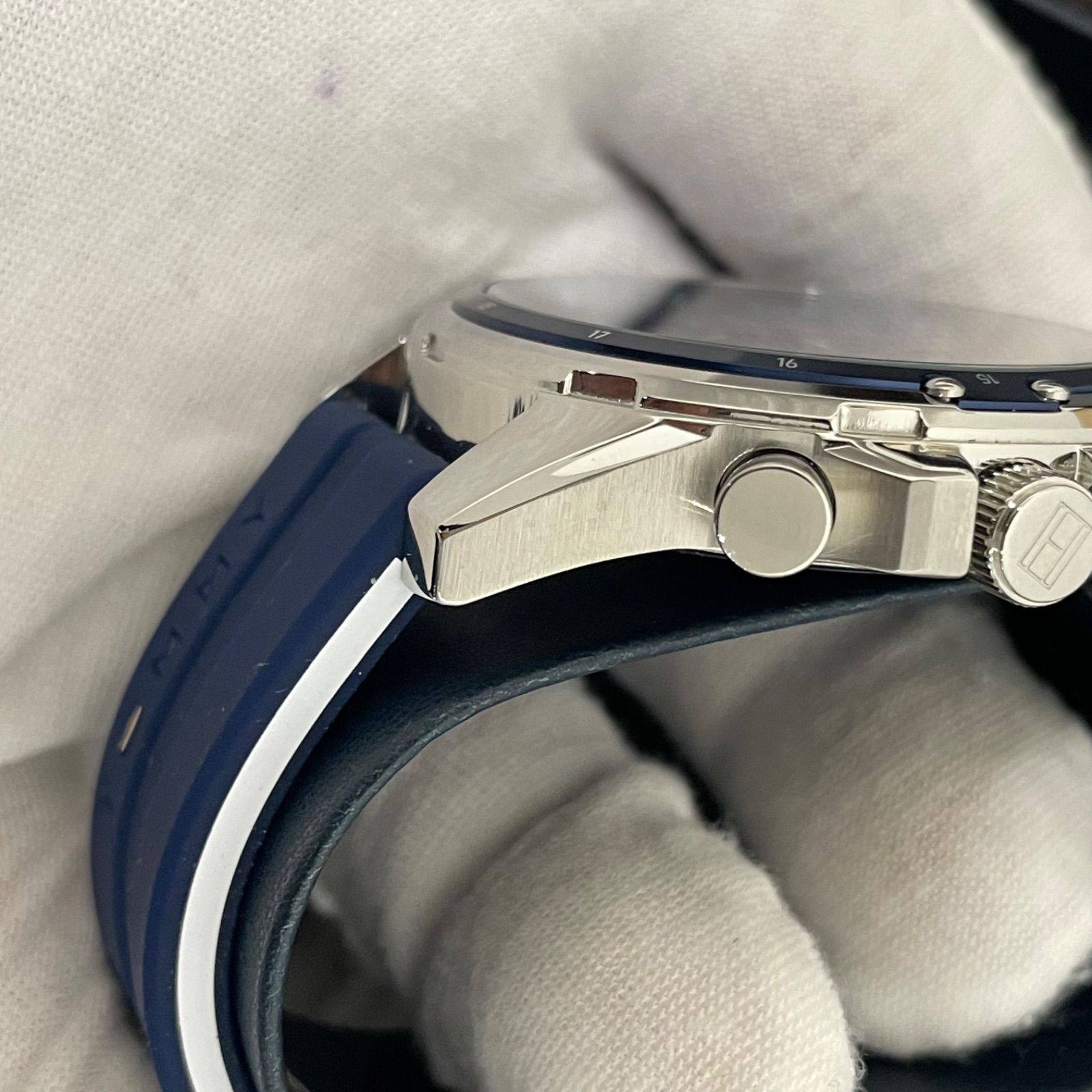 r) 【美品】Tommy Hilfiger トミーヒルフィガー 腕時計 クオーツ MASON 