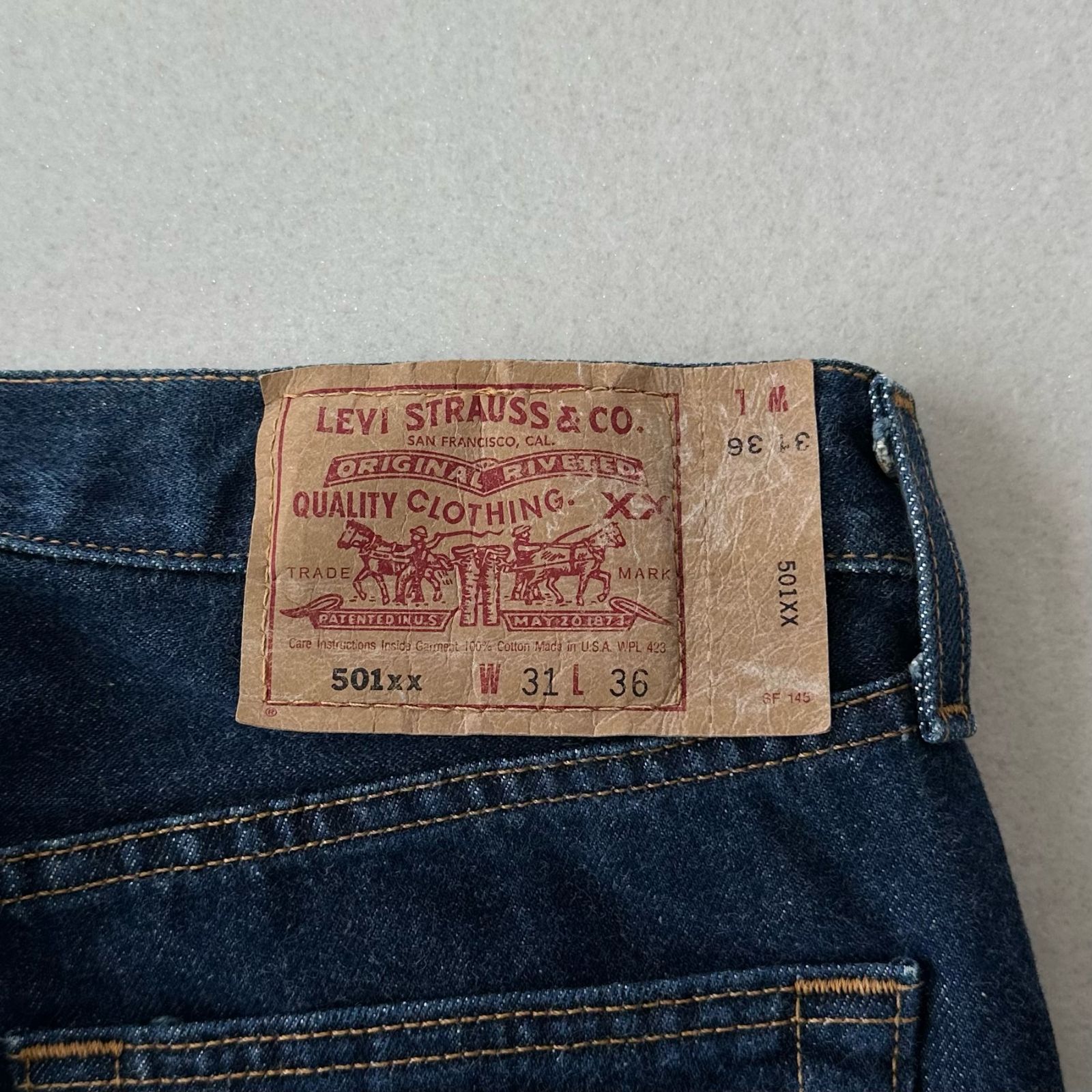 極上・毛羽立ち】90s USA製 リーバイス 501xx 刻印501 濃紺 W30相当