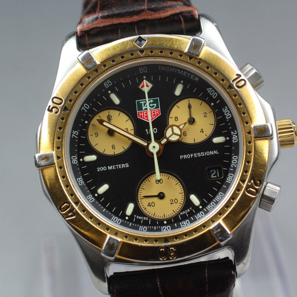 【稼働品】TAG Heuer プロフェッショナル 2000 565.306R ブラック／ゴールド クロノグラフ クオーツ メンズ #16825