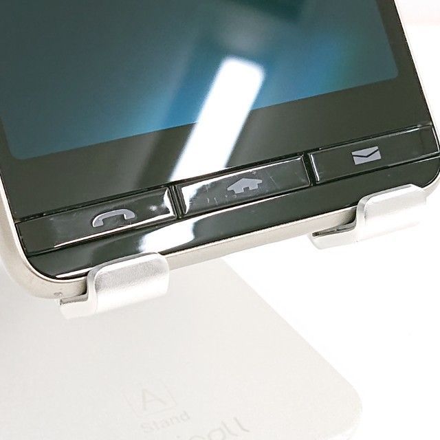 新品未使用】BASIO4 KYV47 シャンパンゴールド UQ mobile 楽天市場 