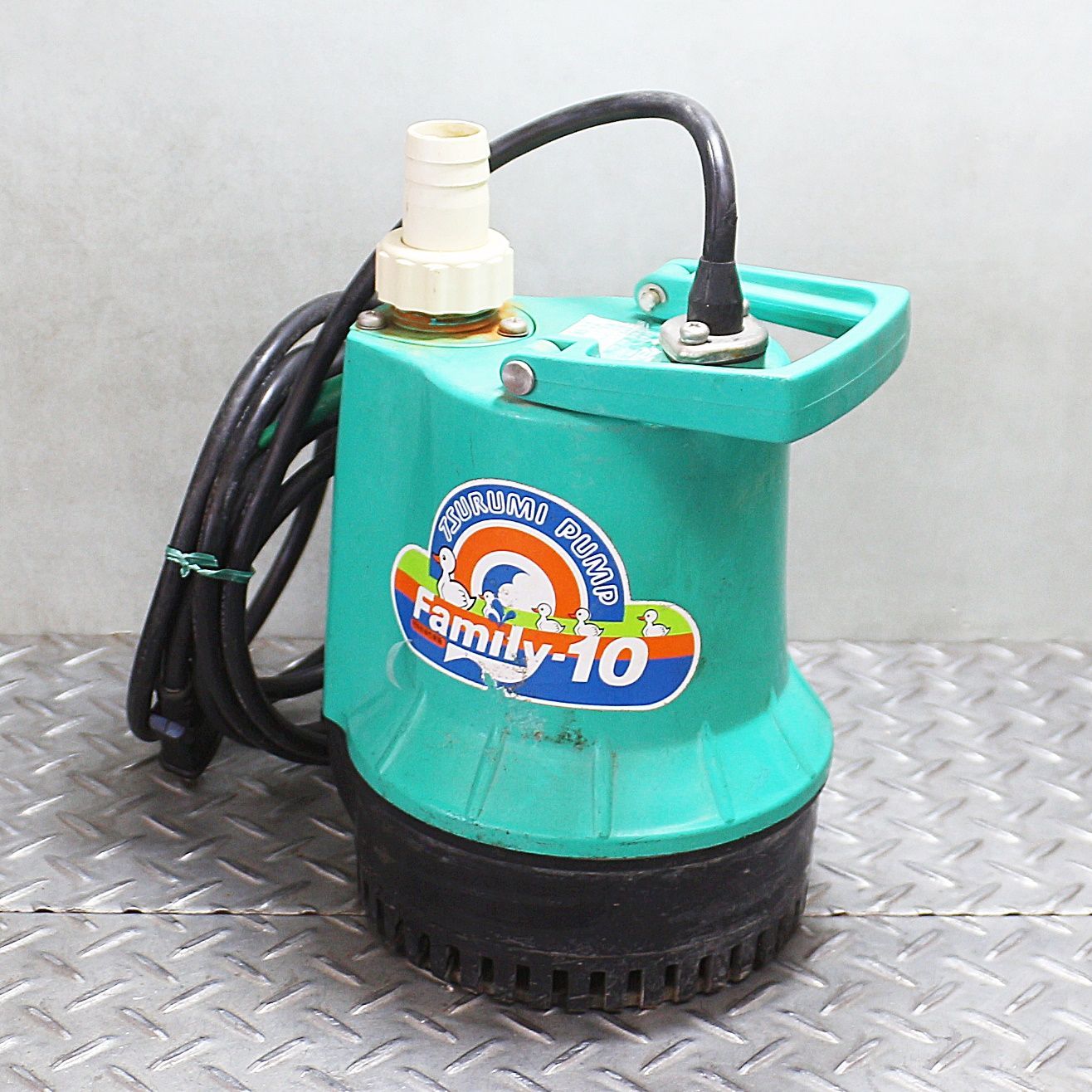 電動水中ポンプ ツルミファミリー10 新潟発 ツルミ 水中ポンプ Family-10型 100V 50Hz 汲み上げ 水換え