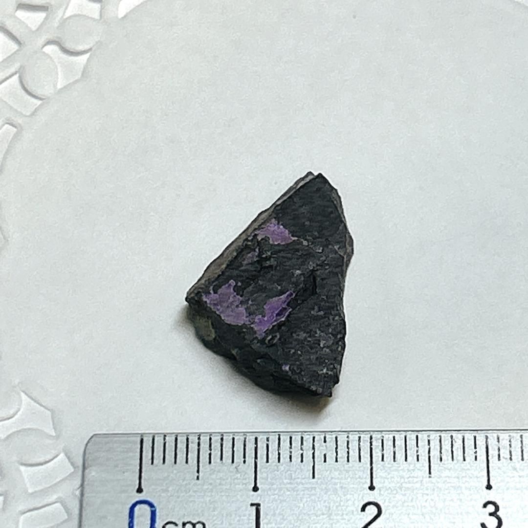 E18135】 スギライト 杉石 南アフリカ産 天然石 鉱物 原石