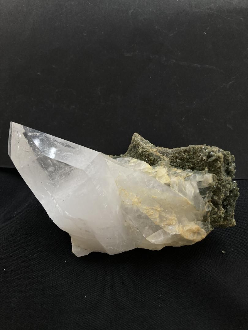  E32555 ヒマラヤ水晶 マニハール産 水晶 ヒマラヤ産 ヒマラヤ水晶 一本剣 原石 天然石 鉱物 パワーストーン クォーツ アンティーク雑貨 置物 インテリア小物