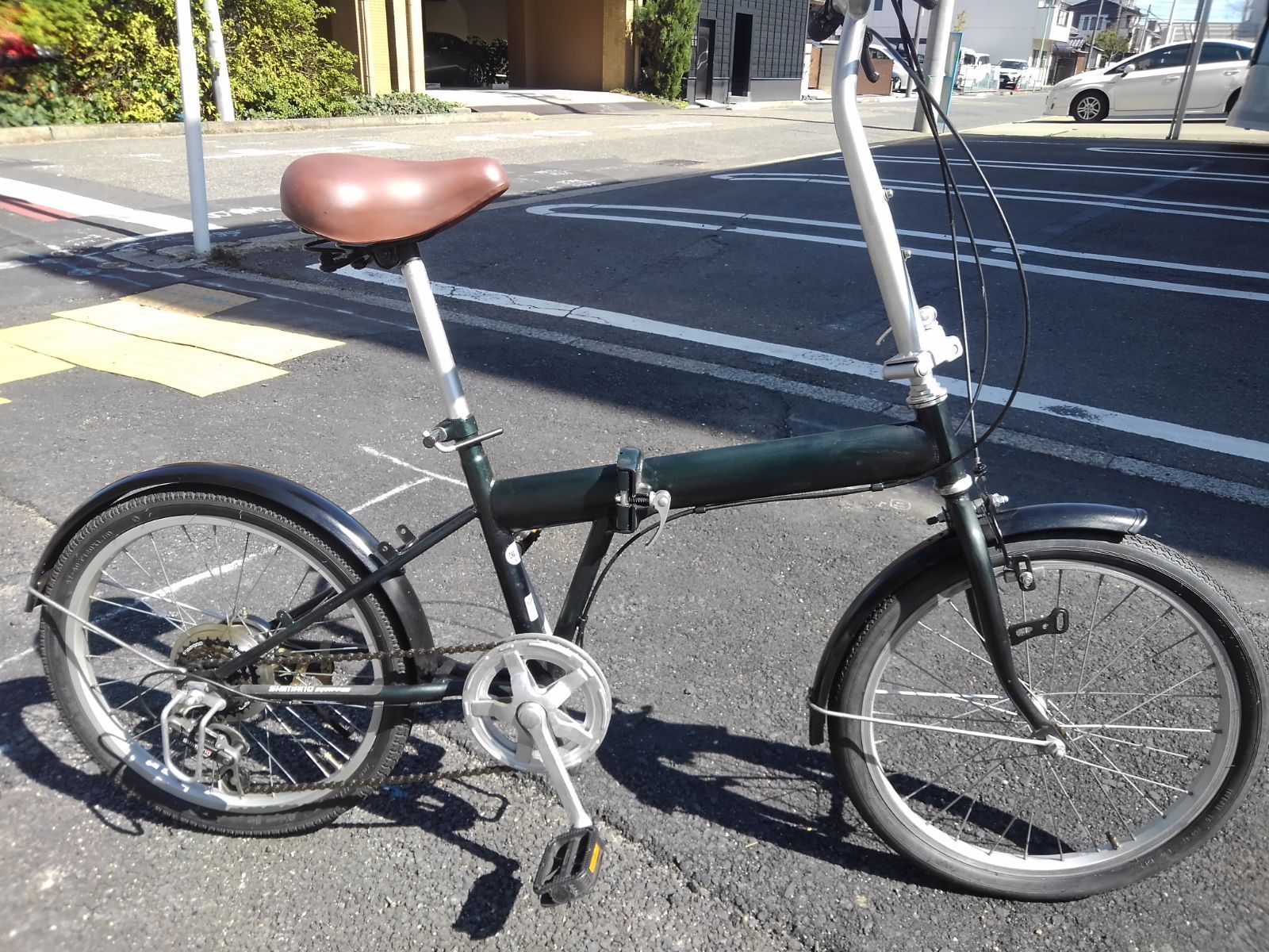 中古自転車３９８７　折り畳み自転車　２０インチ　６段ギヤ　ワイヤー錠　ライトは付属していません 引き取り限定！(名古屋市昭和区)自転車3987 折り畳み自転車 20