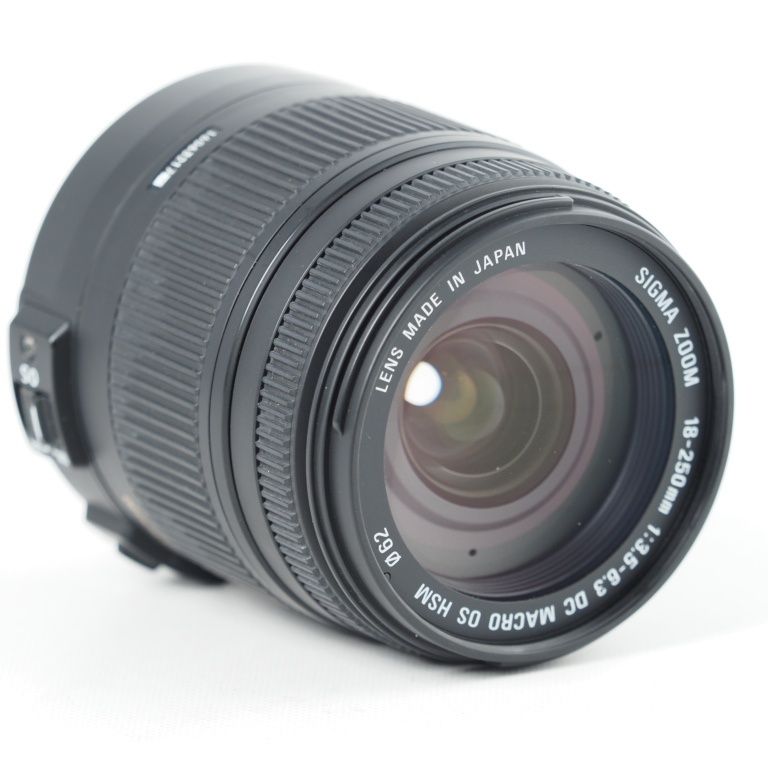 SIGMA 高倍率ズームレンズ 18-250mm DC MACRO キャノン用 Sigma_883_101_18_250mm_F3_5_6_