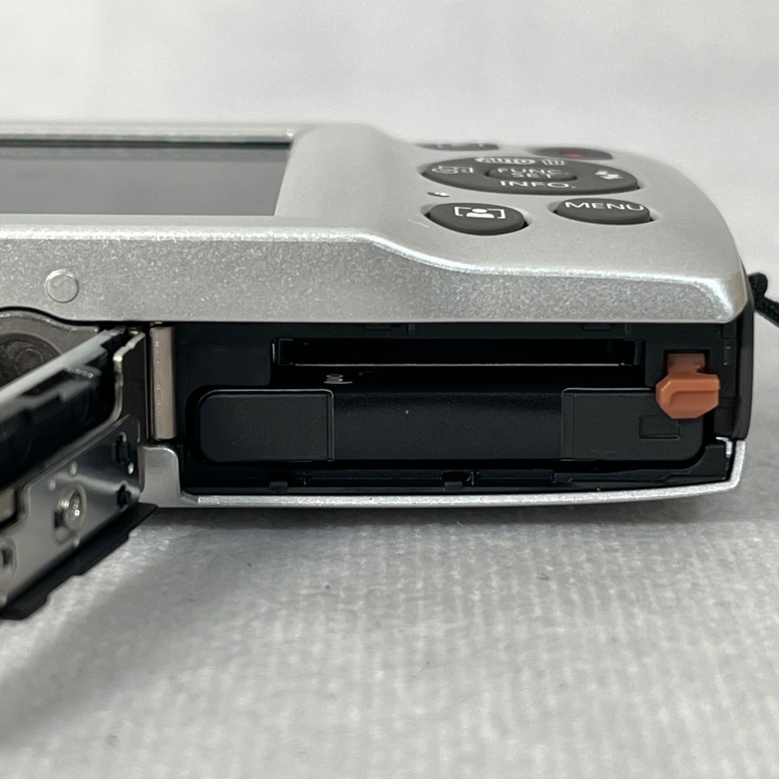 管2602-287】CANON キヤノン IXY 200 コンパクトデジタルカメラ