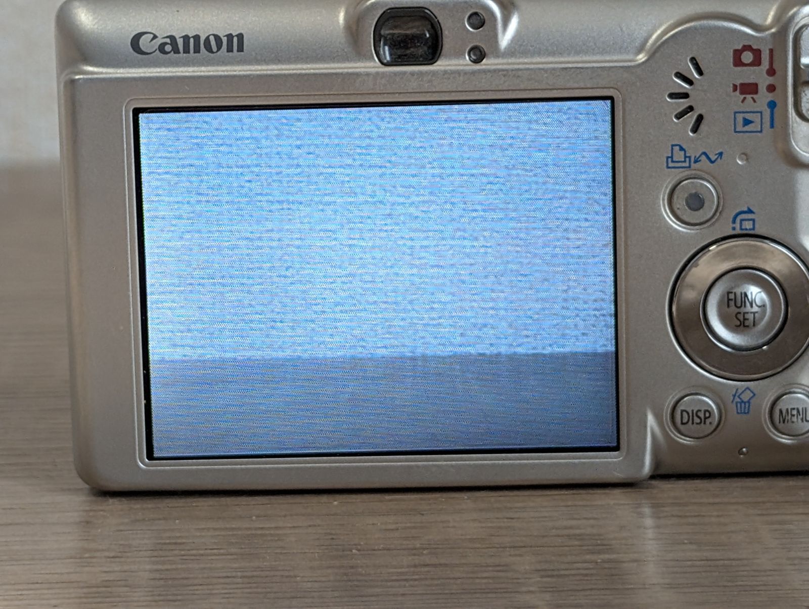 美品】Canon IXY DIGITAL 70 シルバー 動作確認済 600万画素 オールド