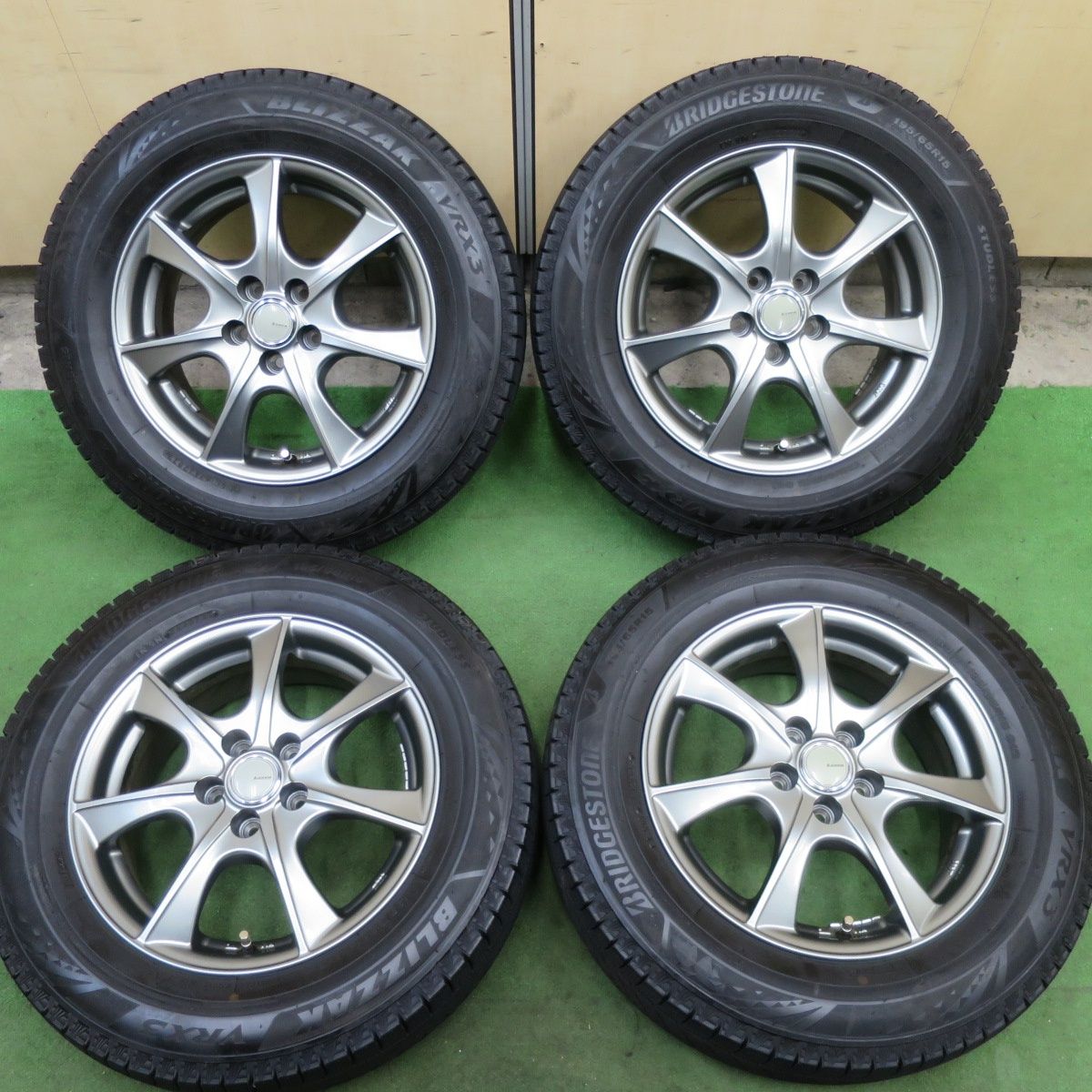 超バリ溝15インチ スタッドレスタイヤセット